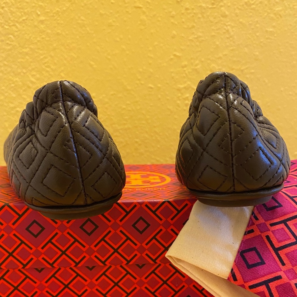 NIB Tory Burch Quilted Minnie Ballet Travel Flats - Picture 12 of 16